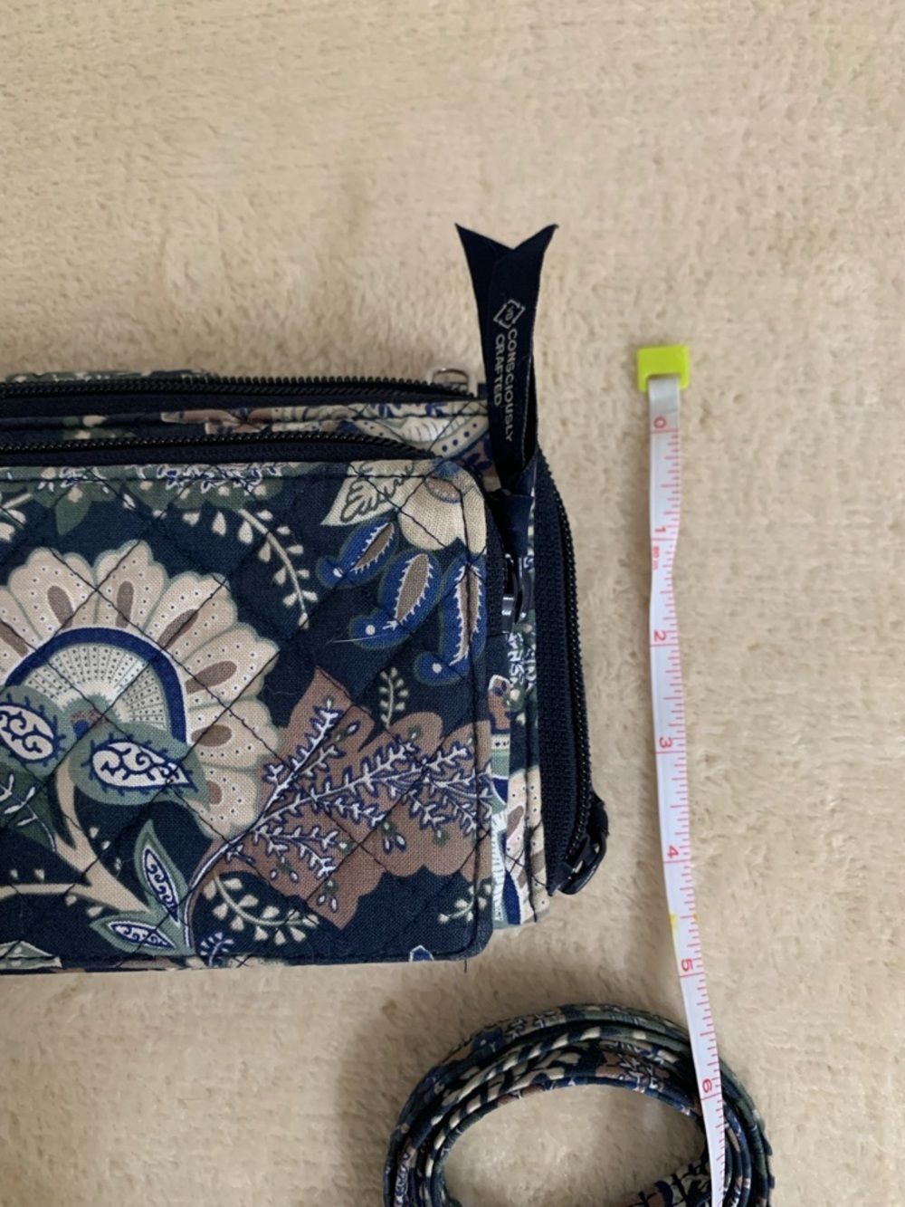 Vera Bradley Java Paisley Quilted Crossbody Wallet Navy Floral RFID Protection - Picture 10 of 10